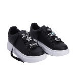 Γυναικεία minimal sneakers με εντυπωσιακά διακοσμητικά στα κορδόνια, μαύρο λευκό