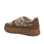 Δίπατα sneakers με ιδιαίτερο μοτίβο, καφέ