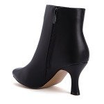 Μαύρα ankle boots σε minimal μυτερή γραμμή