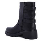 Μαύρα γυναικεία biker boots με λουράκια στο πίσω μέρος