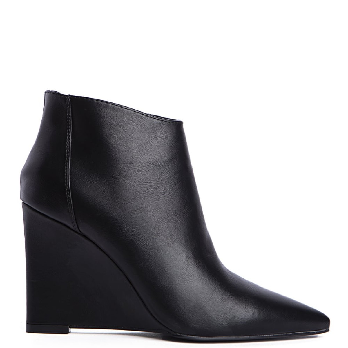 Γυναικεία ankle boots σε μυτερή γραμμή, μαύρο