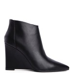 Γυναικεία ankle boots σε μυτερή γραμμή, μαύρο