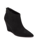 Γυναικεία suede ankle boots με ενιαίο τακούνι